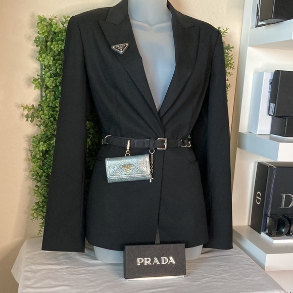 ❤️ Prada Key Holder Clip On Wallet ❤️ - Picture 13 of 15